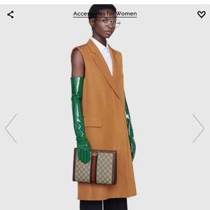 The zippered pouch•Ophidia Collection•GG supreme canvas•authentic